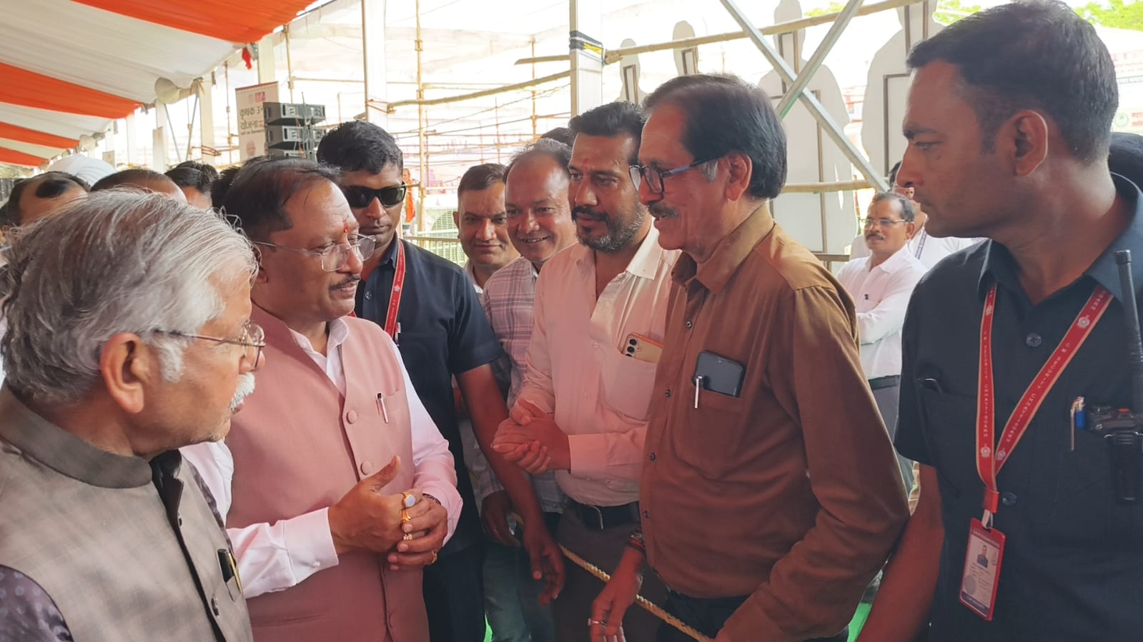 बिलासपुर प्रेस क्लब ने मुख्यमंत्री से की मुलाकात, 8 करोड़ की सड़क परियोजना पर जताया आभार