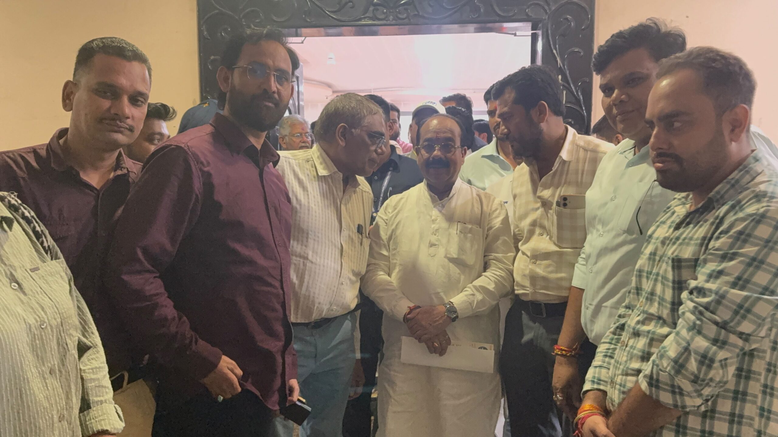 केंद्रीय विश्वविद्यालय में स्थानीय छात्रों के लिए 20% सीट आरक्षण की मांग, प्रेस क्लब ने उपमुख्यमंत्री अरुण साव को सौंपा पत्र